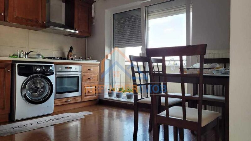 Vanzare garsoniera zona Pacii
